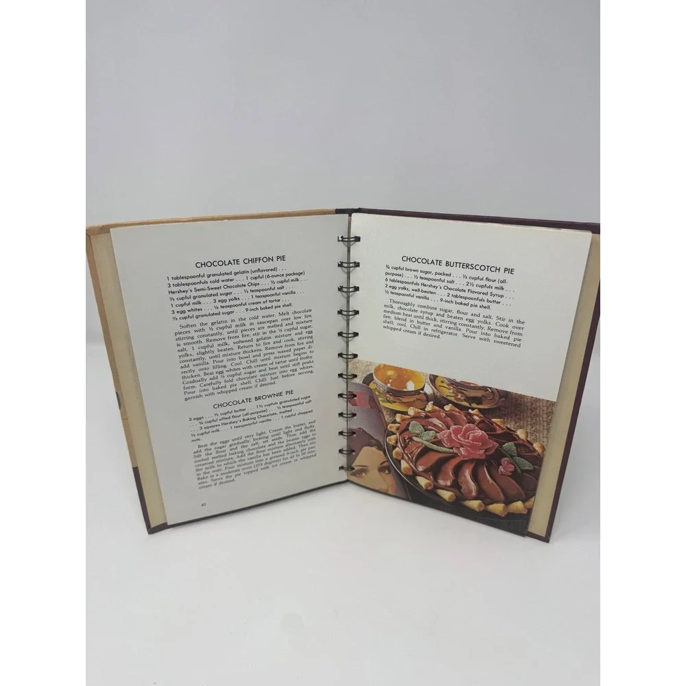 Hershey's 1934 Cookbook Revised Expanded Chocolate Recipes Spiral Hardcover